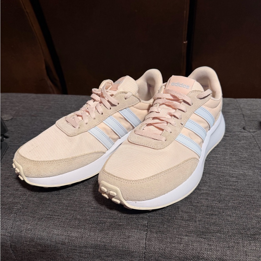 adidas Run 70s Retro Sneaker Wonder Quartz Chalk White [Size7] - Picture 2 of 7